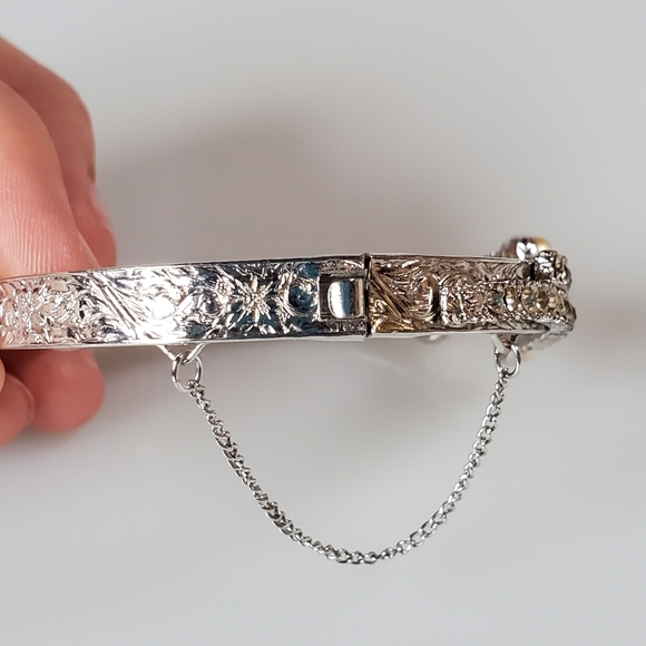 Antique Silver Textured Bracelet with Rhinestones and Pearls - Picture 5 of 7